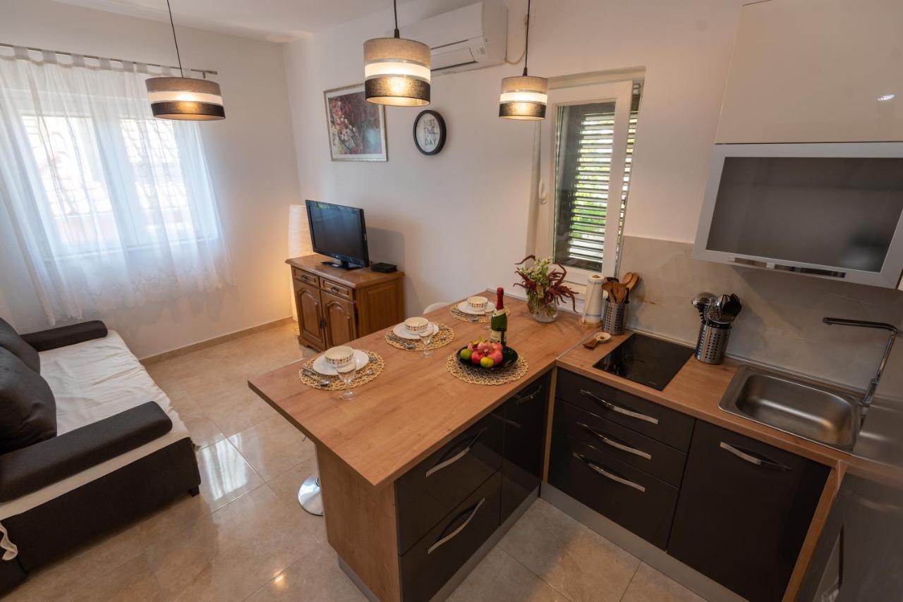 Apartman Tribunj Трибунь Экстерьер фото