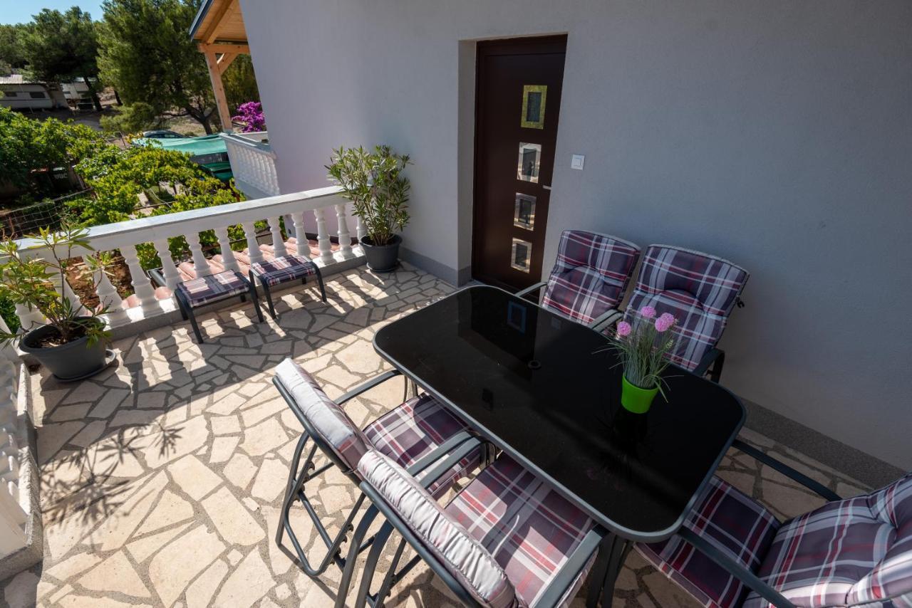 Apartman Tribunj Трибунь Экстерьер фото